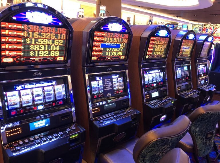 ao234 VIP ငွေထုတ် Fast Withdrawal – VIP ကစားသမား MMK ငွေထုတ်ယူနေသောမြင်ကွင်း